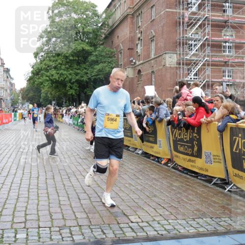 13.09.2026 - Kiel Lauf Yannick Fuchs http://msf.ph/oto/10422799 13.09.2026 09:43:44 Ziel 654, 1833, 4522, 5964, 9323, 9934, 10460, 12164, 40, 255, 401, 623, 1049, 1508, 1857, 4171, 4256, 5929, 6377, 7099, 7532, 7773, 7857, 7905, 8066, 8770, 8808, 8834, 9933, 10047, 10118, 10189, 10300, 11246, 12101, 12575, 4283, 5026, 5171, 5857, 6550, 7510, 7948, 8300, 9814, 10641, 10931, 11653, 11655, 12098, 12376, 3041, 9354, 9933, 10047, 10118, 11753, 12259 meine-sportfotos.de