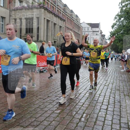 13.09.2026 - Kiel Lauf Yannick Fuchs http://msf.ph/oto/10422805 13.09.2026 10:56:41 Ziel 452, 1115, 1139, 1157, 1302, 1504, 1557, 1666, 1805, 2526, 2560, 2675, 3000, 3286, 3410, 3413, 3466, 4180, 4209, 4367, 4912, 5593, 6067, 6882, 7209, 7594, 7642, 7912, 8799, 9674, 10621, 11211, 12721, 248, 476, 574, 778, 929, 1208, 1504, 1557, 1618, 1666, 2075, 2454, 2674, 2829, 2880, 3061, 3267, 3541, 4180, 4440, 4806, 5067, 5682, 5683, 6067, 6530, 6605, 6882, 6884, 7292, 7483, 8054, 8989, 8997, 9210, 9674, 10264, 10421, 10433, 10509, 10570, 10659, 10750, 10774, 10795, 502 meine-sportfotos.de