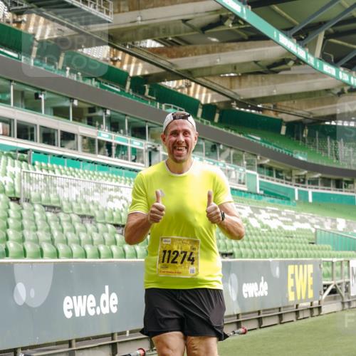 13.09.2026 - 21. swb-Marathon Bremen Michael Burmester http://msf.ph/oto/10422811 13.09.2026 10:46:01 Laufen im Stadion 10137, 10161, 10194, 10202, 10242, 10344, 10430, 10472, 10524, 10535, 10568, 10600, 10651, 10679, 10713, 10895, 10970, 10979, 11050, 11081, 11181, 11200, 11244, 11296, 11309, 11367, 11457, 11495, 11529, 11530, 11546, 11574, 11675, 11709, 11760, 11808, 11821, 11932, 12057, 12089, 12151, 12153, 12177, 12178, 12211, 12224, 12226, 12285, 12316, 12317, 12321, 12374, 12422, 12462, 12539, 10002, 10004, 10005, 10148, 10303, 10330, 10361, 10362 meine-sportfotos.de