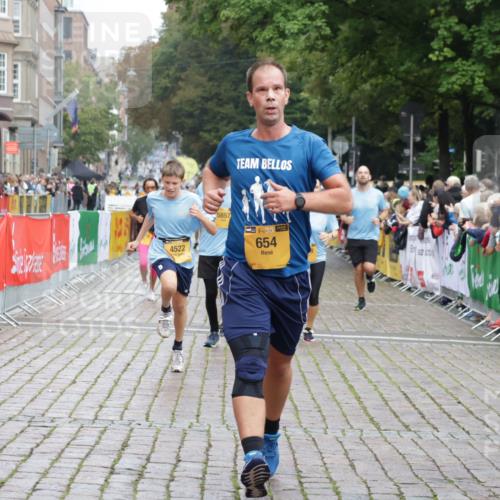 13.09.2026 - Kiel Lauf Yannick Fuchs http://msf.ph/oto/10422814 13.09.2026 09:43:48 Ziel 654, 4522, 5171, 5857, 5964, 7510, 7948, 9323, 9934, 10460, 10641, 10931, 12164, 12376, 40, 255, 401, 623, 1049, 1508, 1833, 1857, 4171, 4256, 5929, 6377, 7099, 7532, 7773, 7857, 7905, 8066, 8770, 8808, 8834, 10189, 10300, 10460, 11246, 12101, 12575, 4283, 5026, 6550, 8300, 9814, 11653, 11655, 12098, 1508, 3041, 5929, 7099, 7532, 8808, 9933, 10047, 10118, 12259 meine-sportfotos.de