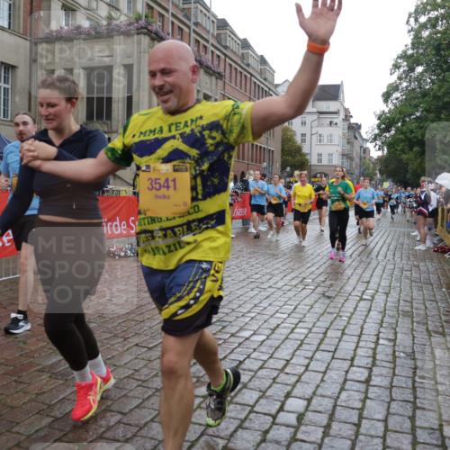 13.09.2026 - Kiel Lauf Yannick Fuchs http://msf.ph/oto/10422817 13.09.2026 10:56:42 Ziel 452, 1115, 1139, 1157, 1302, 1805, 2526, 2560, 2675, 3000, 3286, 3410, 3413, 3466, 4209, 4367, 4912, 5593, 7209, 7594, 7642, 7912, 8799, 10621, 11211, 12721, 248, 476, 574, 778, 929, 1208, 1504, 1557, 1618, 1666, 2075, 2454, 2674, 2829, 2880, 3061, 3267, 3286, 3541, 4180, 4440, 4806, 5067, 5682, 5683, 6067, 6530, 6605, 6882, 6884, 7292, 7594, 8054, 8989, 8997, 9210, 9674, 10264, 10421, 10433, 10509, 10570, 10659, 10750, 10774, 10795, 502, 1461, 10774 meine-sportfotos.de