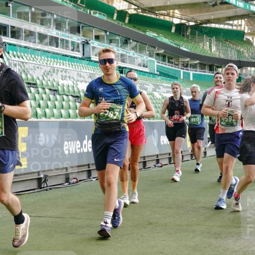 13.09.2026 - 21. swb-Marathon Bremen Michael Burmester http://msf.ph/oto/10422818 13.09.2026 13:23:01 Laufen im Stadion 128, 160, 211, 258, 324, 343, 351, 434, 533, 571, 609, 708, 851, 892, 1060, 1157, 1178, 1259, 1331, 1344, 1417, 1597, 1598, 1657, 1669, 1691, 1729, 1746, 1788, 1883, 2213, 2286, 2290, 2433, 2445, 2475, 2495, 2504, 2526, 2619, 2632, 2652, 2660, 2685, 2711, 2768, 2936, 2964, 2968, 2995, 3022, 3034, 3225, 3252, 3282, 3292, 3347, 3351, 3364, 3395, 3423, 3447, 3505, 3530, 3559, 3682, 3727, 3770, 3784, 3819, 4020, 4054, 4231, 4406, 4407, 4431, 4466, 4467, 4584, 1506 meine-sportfotos.de