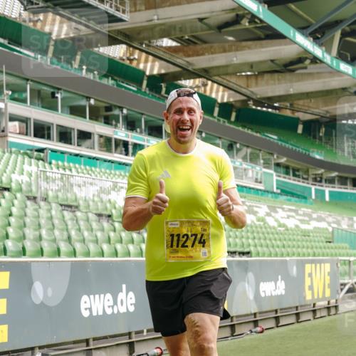 13.09.2026 - 21. swb-Marathon Bremen Michael Burmester http://msf.ph/oto/10422827 13.09.2026 10:46:01 Laufen im Stadion 10137, 10161, 10194, 10202, 10242, 10344, 10430, 10472, 10524, 10535, 10568, 10600, 10651, 10679, 10713, 10895, 10970, 10979, 11050, 11081, 11181, 11200, 11244, 11296, 11309, 11367, 11457, 11495, 11529, 11530, 11546, 11574, 11675, 11709, 11760, 11808, 11821, 11932, 12057, 12089, 12151, 12153, 12177, 12178, 12211, 12224, 12226, 12285, 12316, 12317, 12321, 12374, 12422, 12462, 12539, 10002, 10004, 10005, 10148, 10303, 10330, 10361, 10362 meine-sportfotos.de
