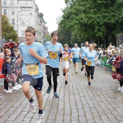13.09.2026 - Kiel Lauf Yannick Fuchs http://msf.ph/oto/10422834 13.09.2026 09:43:51 Ziel 654, 4522, 5171, 5857, 5964, 7510, 7948, 9814, 10641, 10931, 12376, 40, 255, 401, 623, 1049, 1833, 1857, 4171, 4256, 6377, 7099, 7773, 7857, 7905, 8066, 8770, 8834, 9323, 9934, 10189, 10300, 10460, 11246, 12101, 12164, 12575, 4092, 4283, 5026, 6550, 7753, 8300, 11653, 11655, 12098, 12373, 255, 623, 1508, 5929, 7099, 7532, 8808, 9933, 10047, 10118 meine-sportfotos.de