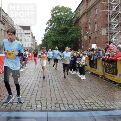 13.09.2026 - Kiel Lauf Yannick Fuchs http://msf.ph/oto/10422863 13.09.2026 09:43:53 Ziel 654, 4522, 5026, 5171, 5857, 7510, 7948, 9814, 10641, 10931, 12376, 40, 401, 623, 1049, 1833, 1857, 4171, 4256, 5964, 6377, 7773, 7857, 7905, 8066, 8770, 8834, 9323, 9934, 10189, 10300, 10460, 11246, 12101, 12164, 12575, 4092, 4283, 6550, 7753, 8300, 11653, 11655, 12098, 12373, 255, 623, 1508, 5929, 6377, 7099, 7532, 8808, 9933, 10047, 10118 meine-sportfotos.de