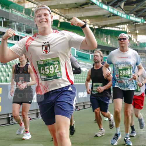 13.09.2026 - 21. swb-Marathon Bremen Michael Burmester http://msf.ph/oto/10422886 13.09.2026 13:23:03 Laufen im Stadion 128, 160, 211, 258, 324, 343, 351, 434, 533, 571, 609, 708, 851, 892, 1060, 1157, 1178, 1259, 1331, 1344, 1417, 1597, 1598, 1657, 1669, 1691, 1729, 1746, 1788, 1883, 2213, 2286, 2290, 2433, 2445, 2475, 2495, 2504, 2526, 2619, 2632, 2652, 2660, 2685, 2711, 2768, 2936, 2964, 2968, 2995, 3034, 3225, 3252, 3282, 3288, 3292, 3347, 3351, 3364, 3395, 3423, 3447, 3505, 3530, 3559, 3682, 3727, 3770, 3784, 3819, 4020, 4054, 4231, 4406, 4407, 4431, 4466, 4467, 4584, 1506 meine-sportfotos.de