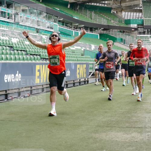13.09.2026 - 21. swb-Marathon Bremen Michael Burmester http://msf.ph/oto/10422910 13.09.2026 13:00:16 Laufen im Stadion 135, 191, 226, 232, 242, 260, 342, 651, 687, 745, 972, 1080, 1166, 1209, 1368, 1493, 1494, 1516, 1650, 1861, 1935, 1963, 2088, 2210, 2289, 2293, 2306, 2322, 2409, 2427, 2481, 2485, 2490, 2517, 2560, 2561, 2570, 2577, 2658, 2686, 2700, 2708, 2781, 2806, 2827, 2885, 2899, 2906, 2914, 2953, 2961, 2967, 2979, 3015, 3076, 3098, 3105, 3124, 3145, 3168, 3173, 3190, 3233, 3273, 3354, 3385, 3480, 3516, 3524, 3531, 3642, 3652, 3729, 3774, 3855, 3856, 3861, 3930, 3934 meine-sportfotos.de