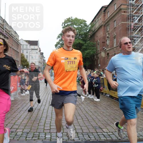 13.09.2026 - Kiel Lauf Yannick Fuchs http://msf.ph/oto/10422924 13.09.2026 09:43:56 Ziel 654, 4522, 5026, 5171, 5857, 7510, 7948, 9814, 10641, 10931, 12376, 40, 401, 1049, 1833, 1857, 4171, 4256, 5964, 7773, 7857, 7905, 8066, 8770, 8834, 9323, 9934, 10189, 10300, 10460, 11246, 12101, 12164, 12575, 537, 793, 2031, 4092, 4283, 6550, 7753, 8300, 11653, 11655, 12098, 12373, 12437, 255, 623, 1508, 4256, 5929, 6377, 7099, 7532, 8066, 8808 meine-sportfotos.de