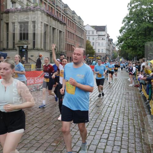 13.09.2026 - Kiel Lauf Yannick Fuchs http://msf.ph/oto/10422932 13.09.2026 10:57:52 Ziel 352, 353, 1517, 1528, 1567, 2234, 3111, 3575, 3661, 3667, 4250, 4497, 4754, 4765, 4997, 5458, 6353, 6425, 6805, 8996, 8998, 9404, 12303, 12323, 12473, 55, 156, 252, 538, 675, 1070, 1390, 1392, 1748, 2081, 2113, 3007, 3445, 3548, 3667, 3695, 3933, 4686, 4997, 5065, 5112, 5256, 5375, 5594, 6697, 6715, 7255, 7935, 8081, 8098, 8548, 8903, 9486, 9512, 9764, 9924, 9925, 10055, 10692, 10908, 11345, 11370, 11379, 11554, 11762, 11775, 11869, 12528, 12695, 721, 833, 905, 987, 1220 meine-sportfotos.de