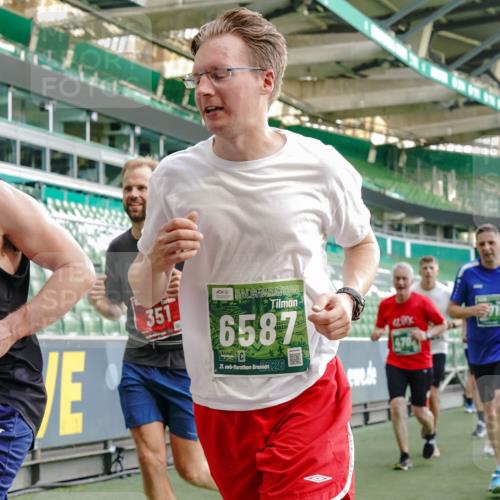 13.09.2026 - 21. swb-Marathon Bremen Michael Burmester http://msf.ph/oto/10422963 13.09.2026 13:23:06 Laufen im Stadion 128, 137, 160, 211, 258, 324, 343, 351, 434, 533, 571, 609, 708, 721, 851, 892, 1157, 1178, 1259, 1331, 1344, 1417, 1597, 1598, 1657, 1669, 1691, 1729, 1746, 1788, 1883, 2213, 2286, 2290, 2433, 2445, 2475, 2495, 2503, 2504, 2526, 2619, 2632, 2652, 2660, 2685, 2711, 2768, 2936, 2964, 2968, 3034, 3225, 3252, 3282, 3288, 3289, 3292, 3347, 3351, 3364, 3395, 3423, 3447, 3505, 3530, 3559, 3682, 3727, 3770, 3784, 3819, 4020, 4054, 4231, 4406, 4407, 4431, 4466, 4467, 4584, 1506 meine-sportfotos.de