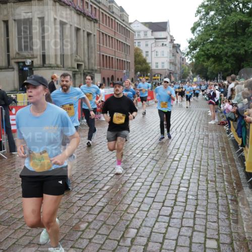 13.09.2026 - Kiel Lauf Yannick Fuchs http://msf.ph/oto/10422966 13.09.2026 10:57:56 Ziel 352, 353, 1220, 1517, 1567, 2234, 3111, 3661, 4250, 4340, 4497, 4754, 4765, 5154, 5163, 5232, 6353, 6425, 6805, 8996, 8998, 9404, 10318, 12204, 12303, 12473, 12633, 12634, 55, 156, 252, 538, 675, 1070, 1392, 1528, 1748, 2081, 3007, 3445, 3548, 3575, 3667, 3933, 4686, 4997, 5112, 5375, 5458, 5594, 6697, 6715, 7255, 7935, 8081, 8548, 8903, 9486, 9764, 9925, 10055, 10692, 10908, 11345, 11379, 11554, 11762, 11775, 12528, 12695, 721, 819, 833, 905, 987, 1253 meine-sportfotos.de