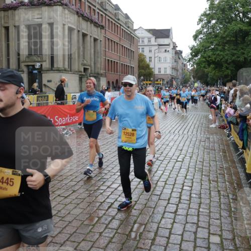13.09.2026 - Kiel Lauf Yannick Fuchs http://msf.ph/oto/10422970 13.09.2026 10:57:58 Ziel 352, 353, 905, 1220, 1517, 1567, 1778, 2234, 3111, 3661, 4250, 4340, 4497, 4765, 5154, 5163, 5232, 6353, 6425, 8253, 8996, 8998, 9404, 10086, 10318, 12204, 12303, 12473, 12633, 12634, 55, 156, 252, 538, 675, 1070, 1392, 1528, 1748, 2081, 3007, 3445, 3548, 3575, 3667, 3933, 4686, 4754, 4997, 5112, 5375, 5458, 5594, 6697, 6715, 6805, 7255, 7935, 8081, 8548, 8903, 9486, 9925, 10692, 10908, 11345, 11379, 11554, 11762, 11775, 12528, 721, 819, 833, 987, 1253 meine-sportfotos.de