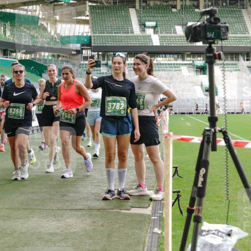 13.09.2026 - 21. swb-Marathon Bremen Michael Burmester http://msf.ph/oto/10422994 13.09.2026 13:23:08 Laufen im Stadion 128, 137, 160, 182, 211, 324, 343, 351, 434, 533, 571, 609, 708, 721, 851, 892, 1157, 1178, 1259, 1331, 1344, 1417, 1597, 1598, 1657, 1669, 1691, 1729, 1746, 1788, 1883, 2213, 2286, 2290, 2433, 2445, 2475, 2495, 2503, 2504, 2526, 2619, 2632, 2652, 2660, 2685, 2711, 2768, 2936, 2964, 2968, 3252, 3282, 3288, 3289, 3292, 3347, 3351, 3364, 3395, 3423, 3447, 3505, 3530, 3559, 3682, 3727, 3770, 3784, 3819, 4020, 4054, 4231, 4406, 4407, 4431, 4466, 4467, 4584, 1506 meine-sportfotos.de