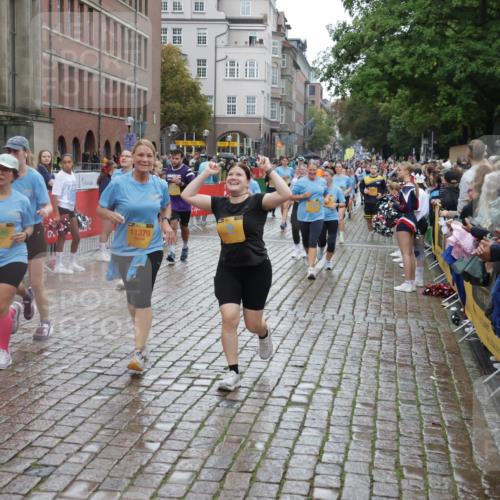 13.09.2026 - Kiel Lauf Yannick Fuchs http://msf.ph/oto/10423010 13.09.2026 10:58:02 Ziel 352, 353, 905, 1220, 1351, 1778, 2234, 4340, 4497, 4592, 5154, 5163, 5232, 5540, 5958, 6353, 6425, 7412, 8253, 8470, 8996, 10086, 10318, 10765, 10785, 11238, 11613, 12204, 12303, 12473, 12633, 12634, 55, 156, 252, 538, 675, 1070, 1392, 1517, 1528, 1567, 2081, 3007, 3111, 3548, 3575, 3661, 3667, 3933, 4250, 4497, 4686, 4754, 4765, 4997, 5112, 5375, 5458, 5594, 6697, 6715, 6805, 7255, 8548, 8903, 9486, 10692, 10908, 11345, 11379, 11554, 11762, 11775, 721, 819, 833, 987, 1253 meine-sportfotos.de