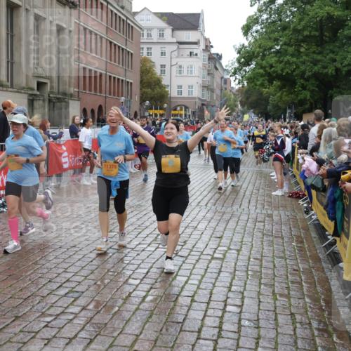 13.09.2026 - Kiel Lauf Yannick Fuchs http://msf.ph/oto/10423015 13.09.2026 10:58:03 Ziel 352, 353, 721, 905, 1220, 1351, 1778, 2234, 4340, 4592, 5154, 5163, 5232, 5540, 5958, 6353, 6425, 7412, 8253, 8470, 8996, 10086, 10318, 10765, 10785, 11238, 11613, 12204, 12303, 12473, 12633, 12634, 55, 156, 252, 352, 353, 538, 675, 1070, 1517, 1528, 1567, 2081, 3007, 3111, 3548, 3575, 3661, 3667, 3933, 4250, 4497, 4686, 4754, 4765, 4997, 5112, 5375, 5458, 5594, 6697, 6715, 6805, 7255, 8548, 8903, 9486, 10692, 10908, 11345, 11379, 11554, 11762, 11775, 819, 833, 987, 1253 meine-sportfotos.de