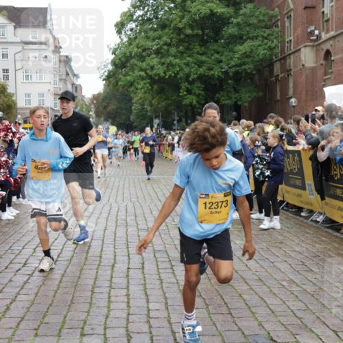 13.09.2026 - Kiel Lauf Yannick Fuchs http://msf.ph/oto/10423066 13.09.2026 09:44:13 Ziel 537, 793, 2031, 2437, 4092, 4283, 6550, 7753, 8300, 11655, 12098, 12373, 12437, 654, 4283, 4522, 5026, 5171, 5857, 5964, 6550, 7510, 7948, 9323, 9814, 9934, 10460, 10641, 10931, 11653, 11655, 12164, 12376, 801, 958, 1053, 1849, 1866, 2045, 2212, 2868, 3198, 3688, 4098, 4316, 4573, 6892, 6895, 7121, 7430, 7744, 12161, 12318, 40, 1049, 1833, 1857, 4171, 7773, 7905, 8770, 8834, 9323, 9934, 10460, 11246, 12101, 12164 meine-sportfotos.de