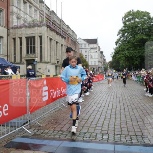 13.09.2026 - Kiel Lauf Yannick Fuchs http://msf.ph/oto/10423079 13.09.2026 09:44:14 Ziel 537, 793, 2031, 2437, 3688, 4092, 7753, 8300, 12098, 12373, 12437, 654, 4283, 4522, 5026, 5171, 5857, 5964, 6550, 7510, 7948, 8300, 9323, 9814, 9934, 10641, 10931, 11653, 11655, 12098, 12164, 12376, 801, 958, 1053, 1849, 1866, 2045, 2212, 2868, 3198, 4098, 4316, 4573, 6892, 6895, 7121, 7430, 7744, 12161, 12318, 1049, 1833, 4171, 5964, 7773, 7905, 8770, 8834, 9323, 9934, 10460, 11246, 12101, 12164 meine-sportfotos.de