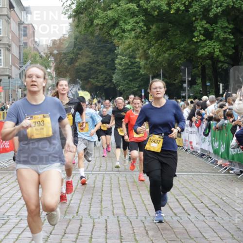 13.09.2026 - Kiel Lauf Yannick Fuchs http://msf.ph/oto/10423093 13.09.2026 09:44:15 Ziel 537, 793, 2031, 2437, 3688, 4092, 4573, 7753, 12373, 12437, 654, 4283, 4522, 5026, 5171, 5857, 5964, 6550, 7510, 7948, 8300, 9323, 9814, 9934, 10641, 10931, 11653, 11655, 12098, 12376, 801, 958, 1053, 1849, 1866, 2045, 2212, 2787, 2868, 3198, 3209, 4098, 4316, 6892, 6895, 7121, 7430, 7744, 12161, 12318, 1049, 1833, 4171, 5964, 7905, 8834, 9323, 9934, 10460, 11246, 12101, 12164 meine-sportfotos.de