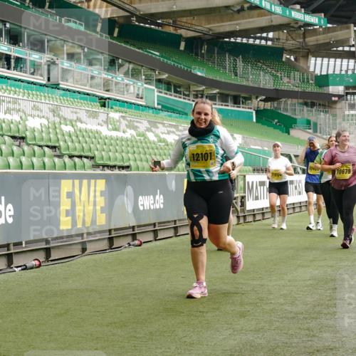 13.09.2026 - 21. swb-Marathon Bremen Michael Burmester http://msf.ph/oto/10423105 13.09.2026 10:46:16 Laufen im Stadion 10137, 10161, 10194, 10202, 10242, 10344, 10430, 10472, 10524, 10535, 10568, 10600, 10651, 10679, 10895, 10933, 10970, 10979, 11050, 11081, 11181, 11200, 11244, 11296, 11309, 11367, 11457, 11495, 11529, 11530, 11546, 11573, 11574, 11579, 11639, 11675, 11709, 11760, 11808, 11821, 11932, 12057, 12089, 12151, 12153, 12177, 12178, 12211, 12224, 12226, 12285, 12316, 12317, 12374, 12422, 12462, 12539, 10002, 10004, 10005, 10148, 10271, 10303, 10330, 10361, 10362 meine-sportfotos.de