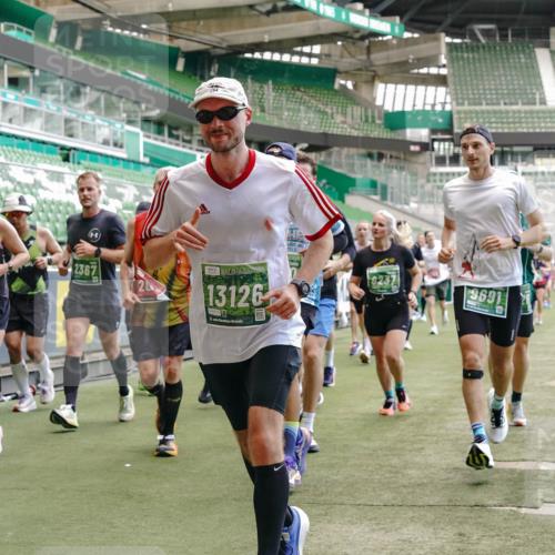13.09.2026 - 21. swb-Marathon Bremen Michael Burmester http://msf.ph/oto/10423165 13.09.2026 13:00:22 Laufen im Stadion 135, 191, 226, 232, 242, 260, 318, 342, 651, 687, 745, 972, 1080, 1166, 1209, 1368, 1493, 1494, 1516, 1650, 1861, 1935, 1963, 2088, 2210, 2289, 2293, 2306, 2322, 2370, 2409, 2427, 2481, 2485, 2490, 2517, 2560, 2561, 2570, 2627, 2658, 2686, 2700, 2708, 2781, 2806, 2827, 2885, 2899, 2906, 2914, 2953, 2961, 2967, 2979, 3015, 3076, 3098, 3105, 3124, 3145, 3168, 3173, 3190, 3233, 3273, 3354, 3385, 3480, 3516, 3524, 3531, 3642, 3652, 3729, 3774, 3855, 3856, 3861, 3930, 3934 meine-sportfotos.de