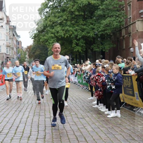 13.09.2026 - Kiel Lauf Yannick Fuchs http://msf.ph/oto/10423230 13.09.2026 09:44:25 Ziel 537, 801, 958, 1053, 1849, 1866, 2031, 2045, 2212, 2437, 2868, 3688, 4098, 4573, 6892, 7121, 7430, 7744, 12318, 12437, 793, 4092, 4283, 5026, 5171, 5857, 6550, 7510, 7753, 7948, 8300, 9814, 10641, 10931, 11653, 11655, 12098, 12373, 12376, 912, 2787, 3198, 3209, 4316, 4693, 6895, 7356, 7460, 9986, 12161, 12218, 654, 4522, 5171, 5857, 7510, 7948, 10641, 10931, 12376 meine-sportfotos.de