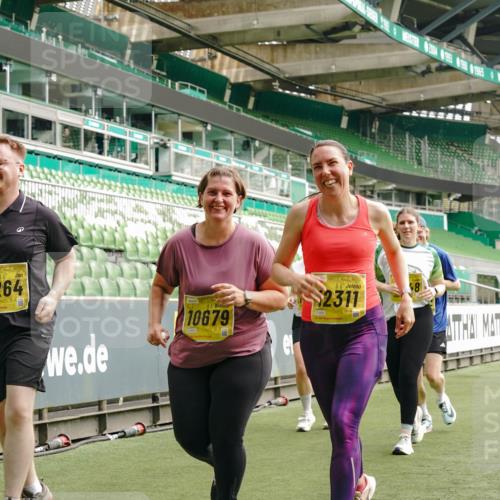 13.09.2026 - 21. swb-Marathon Bremen Michael Burmester http://msf.ph/oto/10423256 13.09.2026 10:46:19 Laufen im Stadion 10137, 10161, 10194, 10202, 10242, 10344, 10349, 10430, 10472, 10524, 10535, 10568, 10600, 10651, 10895, 10933, 10970, 10979, 11050, 11081, 11181, 11200, 11244, 11296, 11309, 11367, 11457, 11495, 11529, 11530, 11546, 11573, 11574, 11579, 11639, 11675, 11709, 11760, 11808, 11821, 11932, 12057, 12089, 12153, 12177, 12178, 12211, 12224, 12226, 12285, 12316, 12317, 12374, 12422, 12462, 12539, 10002, 10004, 10005, 10148, 10271, 10303, 10330, 10335, 10361, 10362 meine-sportfotos.de