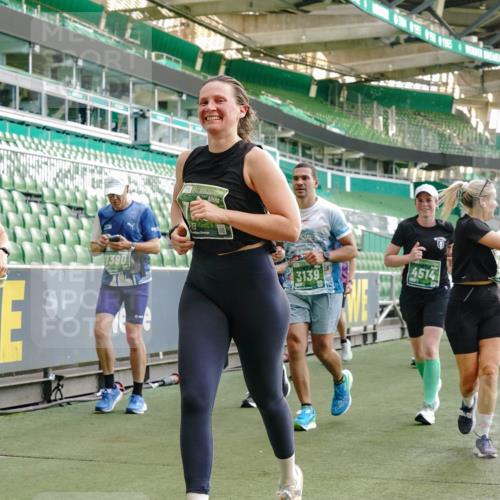 13.09.2026 - 21. swb-Marathon Bremen Michael Burmester http://msf.ph/oto/10423263 13.09.2026 13:23:19 Laufen im Stadion 128, 137, 160, 182, 211, 324, 343, 434, 533, 571, 609, 708, 721, 743, 892, 1157, 1178, 1259, 1273, 1331, 1417, 1597, 1598, 1657, 1669, 1691, 1746, 1788, 1883, 2213, 2252, 2286, 2290, 2433, 2445, 2465, 2475, 2495, 2503, 2504, 2526, 2619, 2632, 2660, 2685, 2711, 2768, 2936, 2964, 2968, 3252, 3282, 3288, 3289, 3292, 3347, 3351, 3364, 3395, 3423, 3447, 3505, 3530, 3559, 3682, 3727, 3770, 3784, 3819, 4020, 4054, 4231, 4406, 4407, 4431, 4466, 4467, 4584, 1506 meine-sportfotos.de