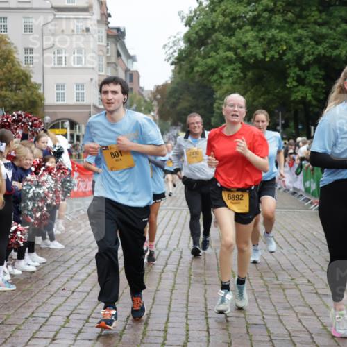 13.09.2026 - Kiel Lauf Yannick Fuchs http://msf.ph/oto/10423265 13.09.2026 09:44:27 Ziel 801, 958, 1053, 1849, 1866, 2045, 2212, 2437, 2868, 3198, 3688, 4098, 4573, 6892, 6895, 7121, 7430, 7744, 12318, 537, 793, 2031, 2437, 4092, 4283, 5026, 5171, 6550, 7753, 8300, 9814, 10641, 10931, 11653, 11655, 12098, 12373, 12376, 12437, 912, 1224, 2787, 3209, 4316, 4693, 7356, 7460, 9986, 11046, 12161, 12218, 654, 4522, 5171, 5857, 7510, 7948, 9814, 10641, 10931, 12376 meine-sportfotos.de