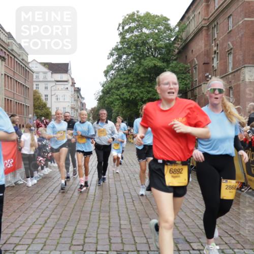 13.09.2026 - Kiel Lauf Yannick Fuchs http://msf.ph/oto/10423293 13.09.2026 09:44:28 Ziel 801, 958, 1053, 1849, 1866, 2045, 2212, 2868, 3198, 3688, 4098, 4316, 4573, 6892, 6895, 7121, 7430, 7744, 12161, 12318, 537, 793, 2031, 2437, 4092, 4283, 5026, 6550, 7753, 8300, 9814, 10931, 11653, 11655, 12098, 12373, 12376, 12437, 912, 1224, 2787, 3209, 4693, 7356, 7460, 9986, 11046, 11239, 12218, 654, 4522, 5171, 5857, 7510, 7948, 9814, 10641, 10931, 12376 meine-sportfotos.de