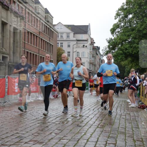 13.09.2026 - Kiel Lauf Yannick Fuchs http://msf.ph/oto/10423318 13.09.2026 10:58:32 Ziel 91, 971, 1858, 1978, 2461, 2752, 2965, 3235, 3237, 3559, 3833, 3842, 4395, 4456, 5605, 5775, 6906, 7315, 7367, 7482, 7738, 7856, 7888, 7949, 8004, 8381, 8752, 9132, 9417, 9809, 9827, 9937, 10135, 10503, 10878, 11023, 11460, 11514, 11759, 12199, 12345, 12672, 721, 819, 833, 905, 987, 1220, 1253, 1351, 1404, 1778, 1858, 1910, 2309, 3222, 3325, 3326, 3671, 4160, 4212, 4340, 4592, 5154, 5163, 5172, 5232, 5314, 5540, 5668, 5958, 6345, 6353, 6982, 7256, 7340, 7482, 9458, 9827 meine-sportfotos.de