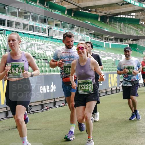 13.09.2026 - 21. swb-Marathon Bremen Michael Burmester http://msf.ph/oto/10423325 13.09.2026 13:00:27 Laufen im Stadion 135, 191, 226, 232, 242, 260, 318, 342, 440, 651, 687, 745, 972, 1080, 1166, 1209, 1368, 1493, 1494, 1516, 1650, 1861, 1935, 1963, 2088, 2210, 2289, 2293, 2306, 2322, 2370, 2409, 2427, 2481, 2485, 2490, 2517, 2560, 2561, 2570, 2627, 2658, 2686, 2700, 2708, 2781, 2806, 2827, 2899, 2906, 2914, 2953, 2961, 2967, 2979, 3015, 3076, 3105, 3124, 3145, 3168, 3173, 3190, 3273, 3354, 3375, 3385, 3480, 3516, 3524, 3531, 3642, 3652, 3729, 3774, 3855, 3856, 3861, 3930, 3934 meine-sportfotos.de