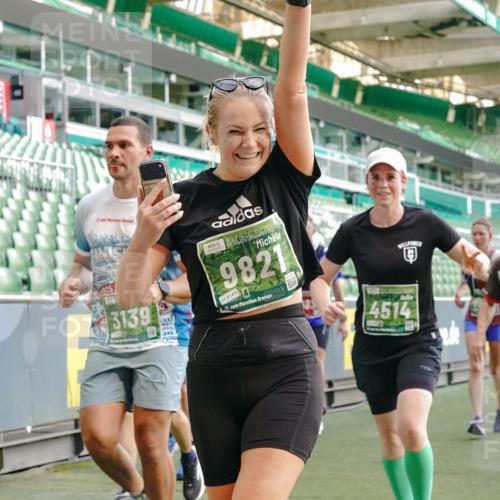 13.09.2026 - 21. swb-Marathon Bremen Michael Burmester http://msf.ph/oto/10423342 13.09.2026 13:23:21 Laufen im Stadion 128, 137, 160, 182, 211, 324, 343, 434, 533, 571, 609, 708, 721, 743, 892, 1157, 1178, 1259, 1273, 1331, 1597, 1598, 1657, 1669, 1691, 1746, 1788, 1883, 1944, 2213, 2252, 2286, 2290, 2433, 2445, 2465, 2475, 2495, 2503, 2504, 2526, 2619, 2632, 2660, 2685, 2711, 2768, 2936, 2964, 2968, 3252, 3282, 3288, 3289, 3292, 3312, 3347, 3351, 3364, 3395, 3423, 3447, 3505, 3530, 3559, 3682, 3727, 3770, 3784, 3819, 4020, 4054, 4231, 4406, 4407, 4431, 4466, 4467, 4584, 1506 meine-sportfotos.de