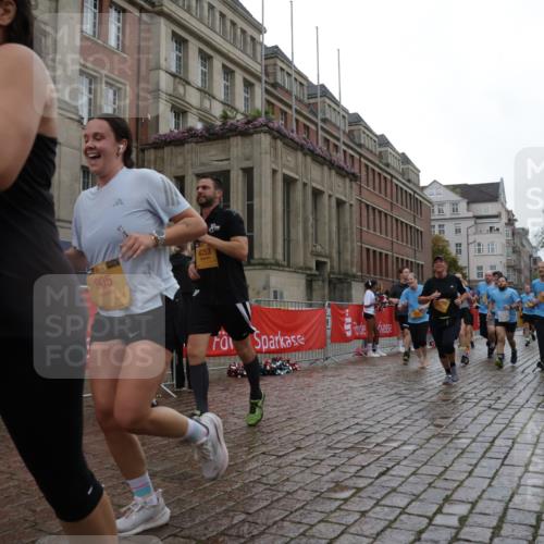 13.09.2026 - Kiel Lauf Yannick Fuchs http://msf.ph/oto/10423354 13.09.2026 10:58:37 Ziel 79, 971, 1521, 2156, 2461, 2473, 2965, 3235, 3237, 4395, 4456, 5775, 6497, 6906, 7367, 7738, 7888, 8004, 8381, 8752, 8841, 9132, 9417, 9937, 10135, 10878, 11514, 12659, 12672, 91, 721, 819, 833, 905, 987, 1253, 1351, 1404, 1778, 1858, 1910, 1978, 2309, 2752, 3222, 3325, 3326, 3559, 3671, 3833, 3842, 4160, 4212, 4592, 5172, 5314, 5540, 5605, 5668, 5958, 6345, 6982, 7256, 7315, 7340, 7482, 7856, 7949, 9458, 9809, 9827, 9937, 10503, 11023, 905, 1778, 8253 meine-sportfotos.de