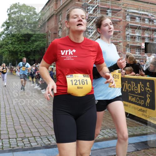 13.09.2026 - Kiel Lauf Yannick Fuchs http://msf.ph/oto/10423379 13.09.2026 09:44:36 Ziel 912, 958, 1849, 1866, 2045, 2212, 2787, 3198, 3209, 4098, 4316, 4693, 6895, 7121, 7356, 7430, 12161, 537, 793, 801, 1053, 2031, 2437, 2868, 3688, 4092, 4283, 4573, 6550, 6892, 7744, 7753, 8300, 11653, 11655, 12098, 12318, 12373, 12437, 1224, 4118, 5939, 6023, 7460, 9986, 10777, 11043, 11046, 11239, 12218, 12676, 4283, 5026, 6550, 8300, 9814, 11653, 11655, 12098 meine-sportfotos.de