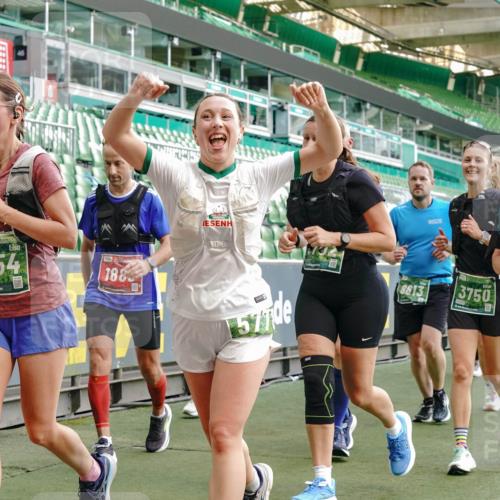 13.09.2026 - 21. swb-Marathon Bremen Michael Burmester http://msf.ph/oto/10423412 13.09.2026 13:23:23 Laufen im Stadion 137, 160, 182, 211, 324, 343, 434, 533, 571, 609, 708, 721, 739, 743, 892, 1157, 1178, 1259, 1273, 1331, 1597, 1598, 1657, 1669, 1691, 1746, 1788, 1883, 1944, 2213, 2252, 2286, 2290, 2433, 2445, 2465, 2475, 2495, 2503, 2504, 2526, 2619, 2632, 2660, 2685, 2711, 2768, 2936, 2964, 2968, 3252, 3282, 3288, 3289, 3292, 3312, 3347, 3351, 3364, 3395, 3423, 3447, 3505, 3530, 3559, 3682, 3727, 3770, 3784, 3819, 4020, 4054, 4231, 4406, 4407, 4431, 4466, 4467, 4584, 1506 meine-sportfotos.de