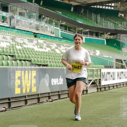 13.09.2026 - 21. swb-Marathon Bremen Michael Burmester http://msf.ph/oto/10423418 13.09.2026 10:46:25 Laufen im Stadion 10137, 10161, 10194, 10202, 10242, 10344, 10349, 10430, 10472, 10524, 10535, 10568, 10600, 10651, 10895, 10933, 10970, 10979, 11050, 11181, 11200, 11244, 11296, 11309, 11367, 11457, 11529, 11530, 11546, 11573, 11574, 11579, 11639, 11675, 11709, 11760, 11808, 11821, 12057, 12089, 12153, 12177, 12178, 12211, 12224, 12285, 12316, 12317, 12374, 12422, 12462, 12539, 10002, 10004, 10005, 10148, 10271, 10303, 10325, 10330, 10335, 10361, 10362, 10459, 10513 meine-sportfotos.de