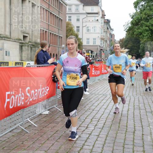 13.09.2026 - Kiel Lauf Yannick Fuchs http://msf.ph/oto/10423421 13.09.2026 09:44:42 Ziel 912, 1224, 2787, 3198, 3209, 4316, 4693, 6895, 7356, 7460, 9986, 11046, 12161, 12218, 537, 793, 801, 958, 1053, 1849, 1866, 2031, 2045, 2212, 2437, 2868, 3198, 3688, 4092, 4098, 4573, 6892, 6895, 7121, 7430, 7744, 7753, 12318, 12373, 12437, 2456, 2704, 3138, 3717, 4118, 5562, 5939, 6023, 6135, 8028, 8189, 10777, 11043, 11239, 12676, 4283, 6550, 8300, 11653, 11655, 12098, 12373 meine-sportfotos.de