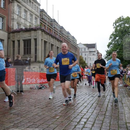 13.09.2026 - Kiel Lauf Yannick Fuchs http://msf.ph/oto/10423476 13.09.2026 10:58:47 Ziel 79, 1521, 2156, 2307, 2473, 2559, 2896, 2994, 3943, 3944, 6497, 8004, 8059, 8348, 8841, 9306, 9387, 10969, 11087, 11699, 12659, 12672, 12694, 91, 819, 971, 1253, 1404, 1858, 1910, 1978, 2309, 2461, 2752, 2965, 3222, 3235, 3237, 3326, 3559, 3671, 3833, 3842, 4160, 4212, 4395, 4456, 5172, 5314, 5605, 5668, 5775, 6906, 6982, 7256, 7315, 7340, 7367, 7482, 7738, 7856, 7888, 7949, 8004, 8381, 8752, 9132, 9417, 9458, 9809, 9827, 9937, 10135, 10503, 10878, 11023, 12672, 724 meine-sportfotos.de