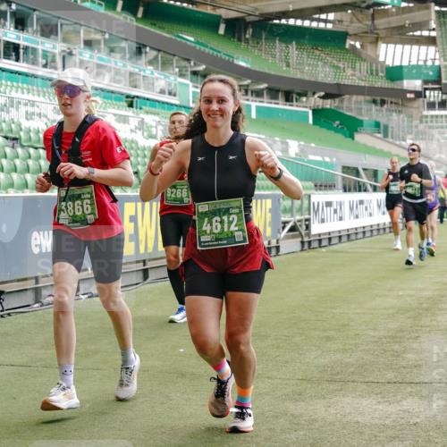 13.09.2026 - 21. swb-Marathon Bremen Michael Burmester http://msf.ph/oto/10423495 13.09.2026 13:00:31 Laufen im Stadion 135, 232, 242, 260, 318, 342, 440, 651, 687, 745, 1080, 1166, 1209, 1368, 1448, 1493, 1494, 1516, 1650, 1861, 1935, 1963, 2088, 2210, 2289, 2293, 2306, 2322, 2370, 2409, 2427, 2481, 2485, 2490, 2491, 2517, 2560, 2561, 2570, 2627, 2658, 2686, 2700, 2708, 2781, 2806, 2827, 2899, 2906, 2914, 2953, 2961, 2967, 3015, 3076, 3105, 3124, 3145, 3168, 3173, 3190, 3273, 3354, 3372, 3375, 3385, 3480, 3516, 3524, 3526, 3531, 3642, 3652, 3729, 3774, 3855, 3856, 3861, 3930 meine-sportfotos.de