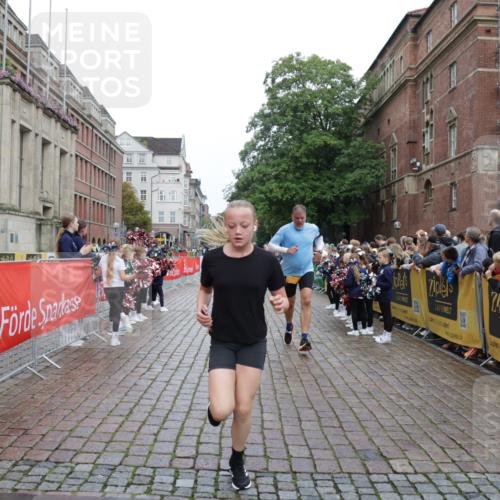 13.09.2026 - Kiel Lauf Yannick Fuchs http://msf.ph/oto/10423528 13.09.2026 09:44:49 Ziel 1224, 4118, 4693, 5939, 6023, 7356, 7460, 9986, 10777, 11043, 11046, 11239, 12218, 537, 793, 801, 912, 958, 1053, 1849, 1866, 2031, 2045, 2212, 2437, 2787, 2868, 3198, 3209, 3688, 4098, 4316, 4573, 6892, 6895, 7121, 7430, 7744, 12161, 12318, 12437, 98, 312, 2456, 2704, 2786, 3138, 3517, 3717, 5562, 6135, 8028, 8189, 10006, 12676, 537, 793, 2031, 2437, 4092, 7753, 12373, 12437 meine-sportfotos.de