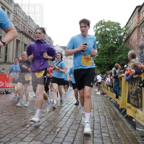 13.09.2026 - Kiel Lauf Yannick Fuchs http://msf.ph/oto/10423554 13.09.2026 10:58:56 Ziel 788, 1085, 1094, 1729, 1990, 2265, 2307, 2557, 2559, 2994, 3943, 3944, 7757, 8059, 8188, 8348, 9306, 9313, 9387, 10654, 10655, 10969, 11087, 11585, 12223, 12520, 12694, 79, 91, 971, 1521, 1858, 1978, 2156, 2307, 2461, 2473, 2752, 2896, 2965, 3235, 3237, 3559, 3833, 3842, 4395, 4456, 5605, 5775, 6497, 6906, 7315, 7367, 7482, 7738, 7856, 7888, 7949, 8004, 8381, 8752, 8841, 9132, 9417, 9809, 9827, 9937, 10135, 10503, 10878, 11023, 11699, 12659, 12672, 724, 2385, 2639, 3480 meine-sportfotos.de