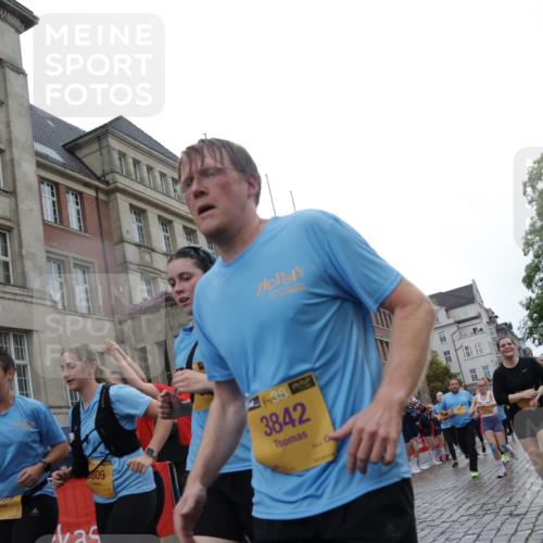 13.09.2026 - Kiel Lauf Yannick Fuchs http://msf.ph/oto/10423580 13.09.2026 10:58:58 Ziel 788, 1085, 1094, 1729, 1990, 2265, 2557, 2559, 2862, 2994, 3943, 3944, 7757, 8059, 8188, 8348, 9306, 9313, 9387, 10167, 10654, 10655, 10969, 11087, 11585, 12223, 12520, 12694, 79, 91, 971, 1521, 1978, 2156, 2307, 2461, 2473, 2752, 2896, 2965, 2994, 3235, 3237, 3559, 3833, 3842, 4395, 4456, 5605, 5775, 6497, 6906, 7315, 7367, 7738, 7856, 7888, 7949, 8004, 8381, 8752, 8841, 9132, 9417, 9809, 9937, 10135, 10503, 10878, 11023, 11699, 12659, 12672, 724, 2385, 2639, 3480 meine-sportfotos.de