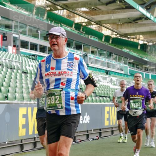 13.09.2026 - 21. swb-Marathon Bremen Michael Burmester http://msf.ph/oto/10423659 13.09.2026 13:23:30 Laufen im Stadion 137, 160, 182, 211, 324, 343, 434, 533, 571, 609, 708, 721, 739, 743, 752, 892, 1157, 1178, 1259, 1273, 1331, 1471, 1597, 1598, 1657, 1669, 1691, 1746, 1788, 1883, 1944, 2213, 2252, 2286, 2290, 2433, 2445, 2465, 2475, 2483, 2495, 2503, 2504, 2526, 2571, 2619, 2632, 2685, 2711, 2768, 2776, 2936, 2968, 3252, 3282, 3288, 3289, 3292, 3312, 3347, 3351, 3364, 3395, 3423, 3447, 3505, 3530, 3559, 3682, 3727, 3770, 3784, 3819, 4020, 4054, 4231, 4406, 4407, 4431, 4466, 4467, 4584, 1506 meine-sportfotos.de