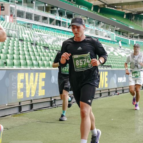 13.09.2026 - 21. swb-Marathon Bremen Michael Burmester http://msf.ph/oto/10423679 13.09.2026 13:00:38 Laufen im Stadion 135, 232, 242, 260, 282, 318, 342, 440, 651, 687, 745, 1080, 1166, 1209, 1368, 1448, 1493, 1494, 1516, 1582, 1650, 1861, 1935, 1963, 2088, 2289, 2293, 2306, 2322, 2370, 2409, 2427, 2481, 2485, 2490, 2491, 2517, 2560, 2561, 2570, 2627, 2658, 2686, 2700, 2708, 2781, 2806, 2899, 2906, 2914, 2953, 2961, 2967, 3015, 3076, 3105, 3124, 3145, 3168, 3173, 3190, 3273, 3354, 3372, 3374, 3375, 3385, 3480, 3524, 3526, 3531, 3642, 3652, 3729, 3774, 3855, 3856, 3861, 3930 meine-sportfotos.de