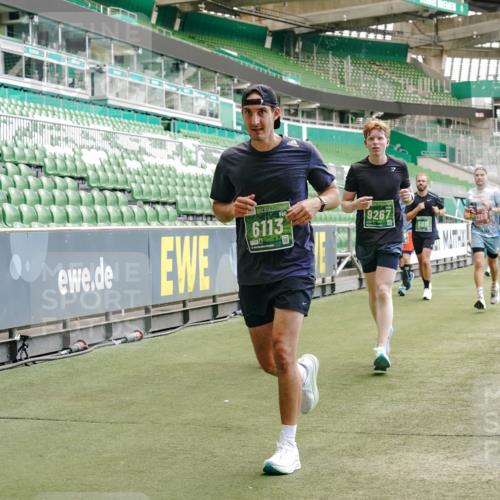 13.09.2026 - 21. swb-Marathon Bremen Michael Burmester http://msf.ph/oto/10423726 13.09.2026 13:00:42 Laufen im Stadion 135, 232, 242, 260, 282, 318, 342, 440, 651, 687, 745, 1080, 1166, 1209, 1368, 1448, 1493, 1494, 1516, 1582, 1650, 1861, 1896, 1935, 1963, 2088, 2289, 2293, 2306, 2322, 2370, 2409, 2427, 2481, 2485, 2490, 2491, 2517, 2560, 2561, 2570, 2627, 2658, 2686, 2700, 2708, 2781, 2806, 2899, 2906, 2914, 2953, 2961, 2967, 3015, 3076, 3105, 3124, 3145, 3168, 3173, 3190, 3273, 3354, 3372, 3374, 3375, 3385, 3480, 3524, 3526, 3531, 3642, 3652, 3729, 3774, 3855, 3856, 3861, 3930 meine-sportfotos.de