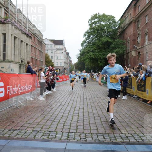 13.09.2026 - Kiel Lauf Yannick Fuchs http://msf.ph/oto/10423736 13.09.2026 09:45:07 Ziel 98, 312, 2456, 2704, 2786, 3138, 3503, 3507, 3517, 3717, 5562, 5672, 6135, 6556, 8028, 8189, 9760, 10006, 912, 1224, 2704, 2787, 3198, 3209, 4118, 4316, 4693, 5939, 6023, 6895, 7356, 7460, 8028, 9986, 10777, 11043, 11046, 11239, 12161, 12218, 12676, 1503, 2017, 2282, 2835, 3408, 3479, 4606, 5103, 5369, 5399, 5400, 5811, 6097, 6098, 7854, 8152, 8854, 9425, 9456, 9897, 10498, 11939, 12347, 12348, 12351, 801, 958, 1849, 1866, 2045, 2212, 2787, 2868, 3198, 3209, 4098, 4316 meine-sportfotos.de