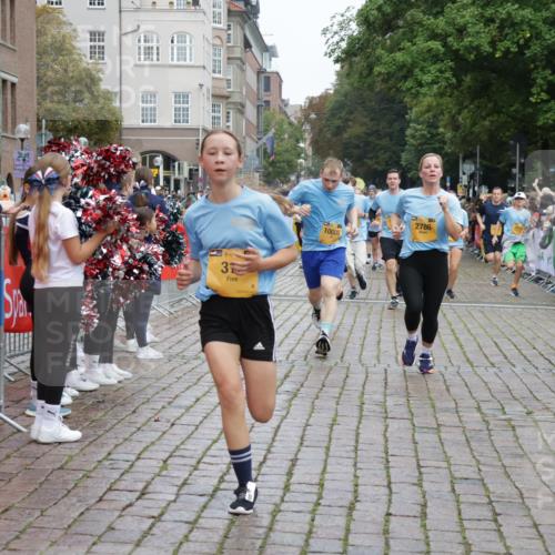 13.09.2026 - Kiel Lauf Yannick Fuchs http://msf.ph/oto/10423752 13.09.2026 09:45:09 Ziel 98, 312, 2786, 3138, 3479, 3503, 3507, 3517, 3717, 5562, 5672, 6097, 6098, 6556, 8189, 9760, 10006, 12348, 12351, 912, 1224, 2456, 2704, 2787, 3209, 4118, 4693, 5562, 5939, 6023, 6135, 7356, 7460, 8028, 9986, 10777, 11043, 11046, 11239, 12218, 12676, 1503, 2017, 2282, 2835, 3408, 4606, 5103, 5369, 5399, 5400, 5811, 7854, 8152, 8854, 9425, 9456, 9897, 10498, 11939, 12347, 912, 958, 1849, 1866, 2045, 2212, 2787, 3198, 3209, 4098, 4316 meine-sportfotos.de