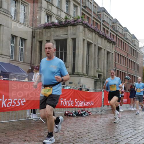 13.09.2026 - Kiel Lauf Yannick Fuchs http://msf.ph/oto/10423893 13.09.2026 10:59:28 Ziel 620, 1825, 1835, 2354, 2394, 2771, 2828, 3348, 3663, 4342, 4897, 5891, 5977, 5987, 6693, 7066, 7112, 7527, 7734, 8208, 9684, 9700, 9778, 9971, 10157, 10251, 10453, 10536, 10799, 11016, 11177, 11202, 11340, 12359, 724, 788, 1085, 1094, 1729, 1990, 2265, 2385, 2557, 2639, 2862, 3332, 3480, 4192, 4609, 4897, 5188, 5519, 5836, 7417, 7757, 8188, 9227, 9242, 9313, 9405, 10167, 10251, 10255, 10551, 10654, 10655, 10871, 11126, 11585, 12223, 12520, 1729 meine-sportfotos.de