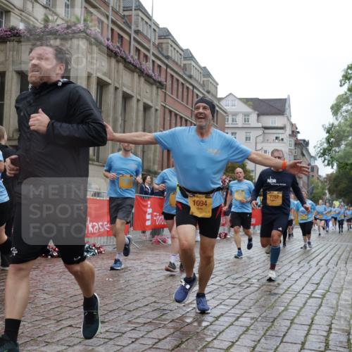 13.09.2026 - Kiel Lauf Yannick Fuchs http://msf.ph/oto/10423915 13.09.2026 10:59:30 Ziel 620, 683, 1835, 2354, 2394, 2771, 2828, 3108, 3113, 3348, 3663, 4342, 5382, 5891, 5977, 5987, 6693, 7066, 7112, 7734, 8208, 9684, 9700, 9778, 9971, 10157, 10453, 10536, 10799, 11016, 11177, 11202, 11340, 12359, 12408, 724, 788, 1085, 1094, 1825, 1990, 2265, 2385, 2557, 2639, 2862, 3332, 3480, 4192, 4342, 4609, 4897, 5188, 5519, 5836, 7417, 7527, 7757, 8188, 9227, 9242, 9405, 10167, 10251, 10255, 10551, 10654, 10655, 10871, 11126, 11585, 12520, 1729 meine-sportfotos.de