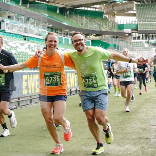 13.09.2026 - 21. swb-Marathon Bremen Michael Burmester http://msf.ph/oto/10423925 13.09.2026 13:00:47 Laufen im Stadion 135, 232, 242, 260, 282, 318, 342, 440, 651, 687, 745, 930, 1067, 1080, 1166, 1209, 1368, 1448, 1493, 1494, 1582, 1650, 1861, 1896, 1935, 1963, 2088, 2289, 2293, 2306, 2322, 2370, 2409, 2427, 2481, 2485, 2490, 2491, 2517, 2560, 2561, 2570, 2627, 2658, 2686, 2700, 2708, 2781, 2806, 2899, 2906, 2914, 2953, 2961, 2967, 3015, 3076, 3105, 3124, 3145, 3168, 3173, 3273, 3354, 3372, 3374, 3375, 3385, 3480, 3524, 3526, 3642, 3652, 3729, 3774, 3855, 3856, 3861, 3930 meine-sportfotos.de